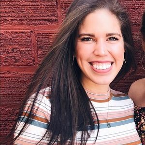 Meet your Posher, Natalie